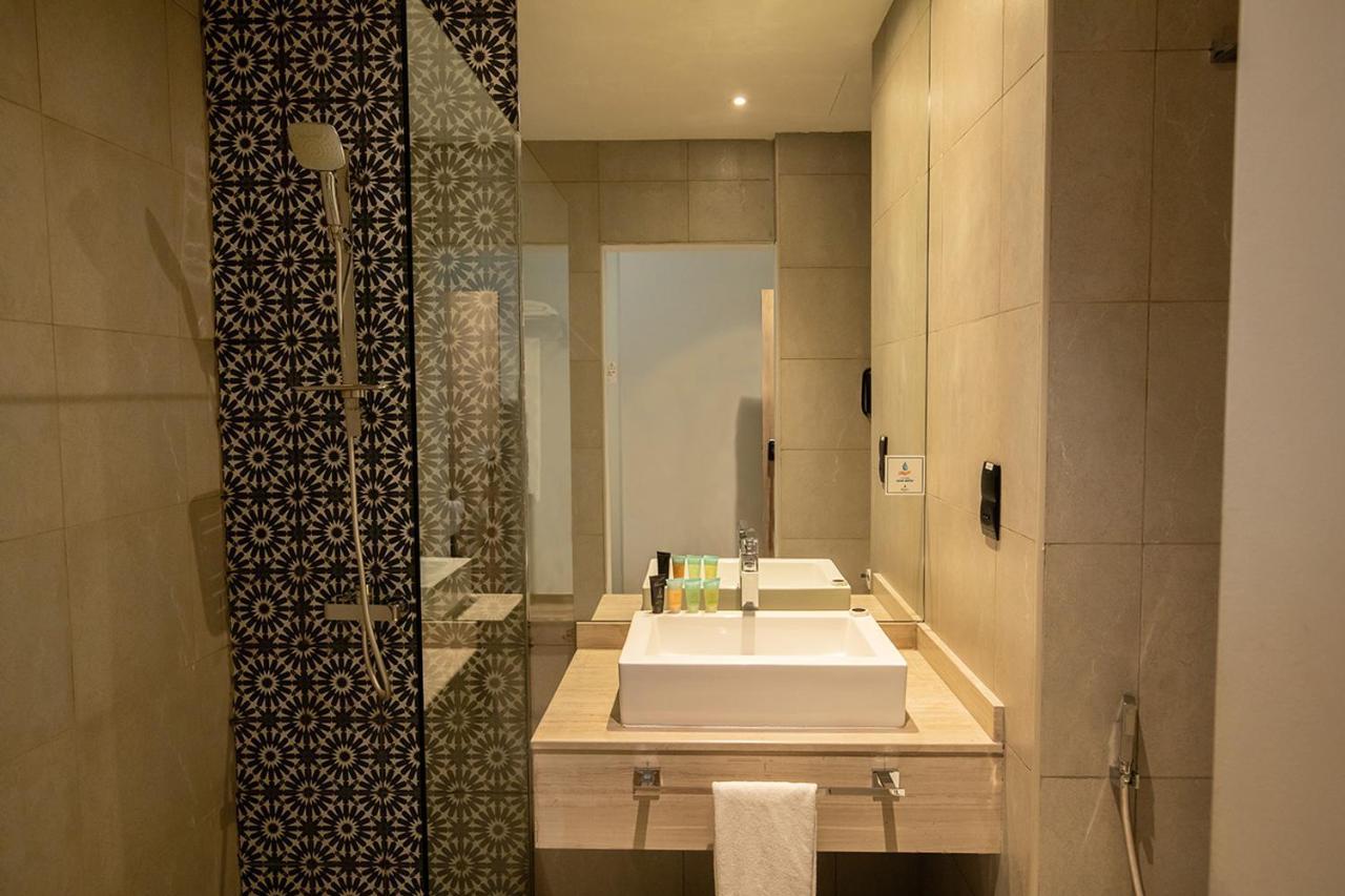 Kingsgate Al Jaddaf Hotel By Millennium Dubai Phòng bức ảnh